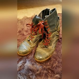 Taos boots forest greenish, worn condition but still in great shape and a vibe.